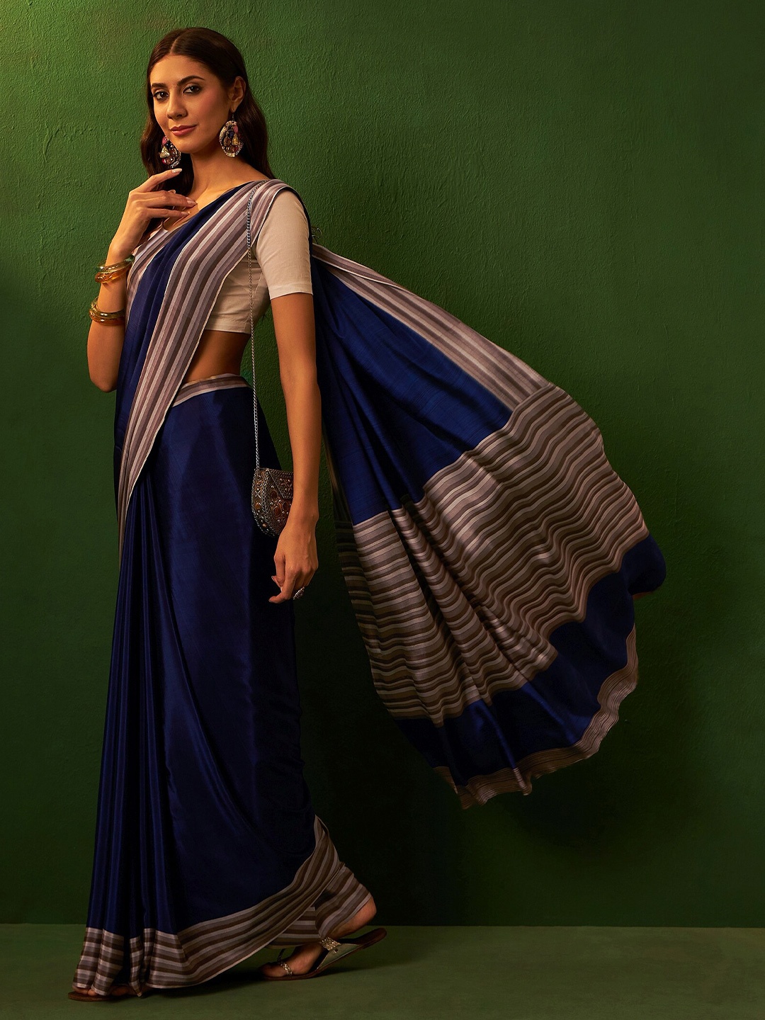 

Sangria Ethnic Striped Border Saree, Blue