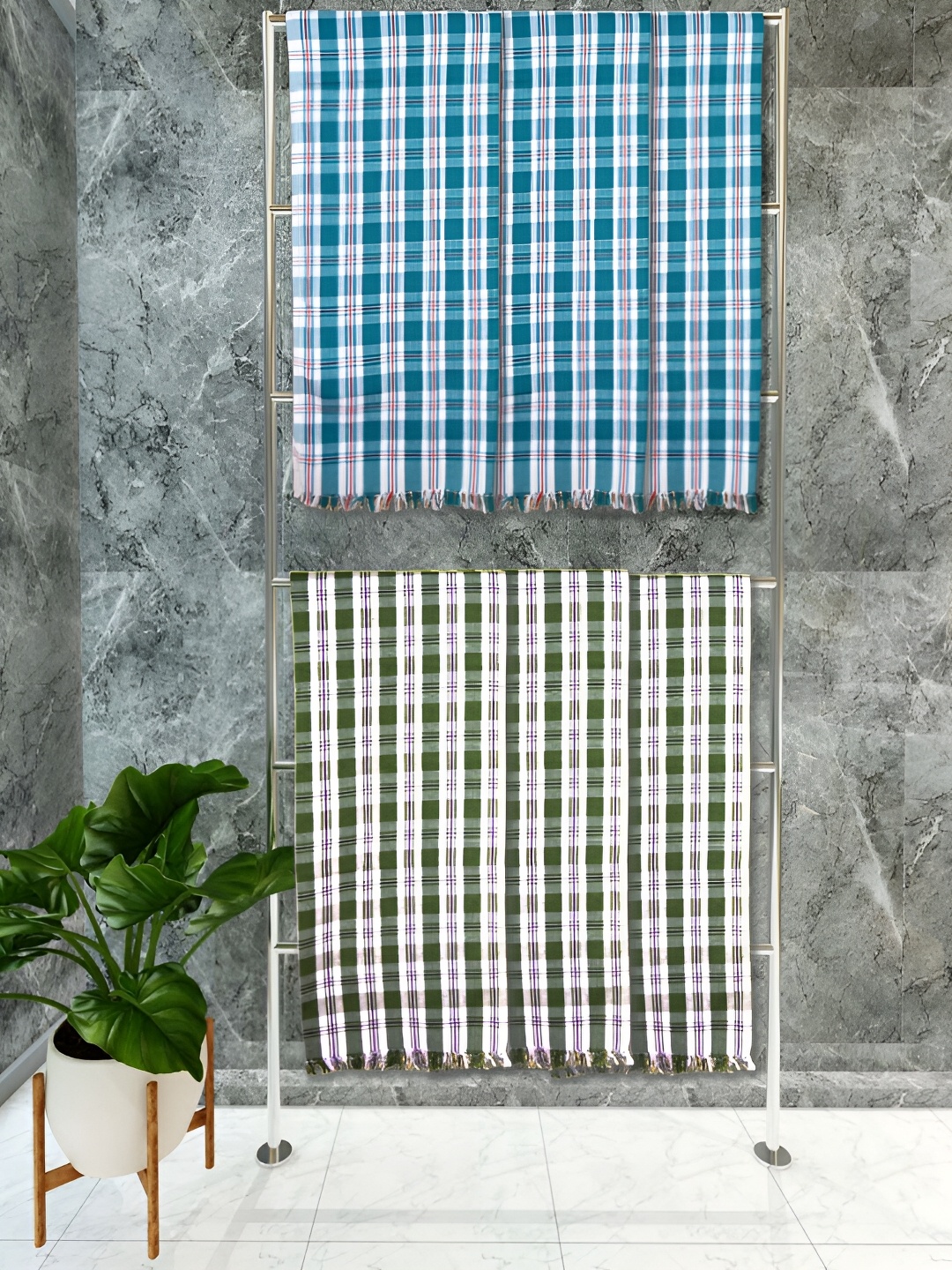 

Athom Living White & Blue 6 Pieces checkered Cotton 150 GSM Towel Set