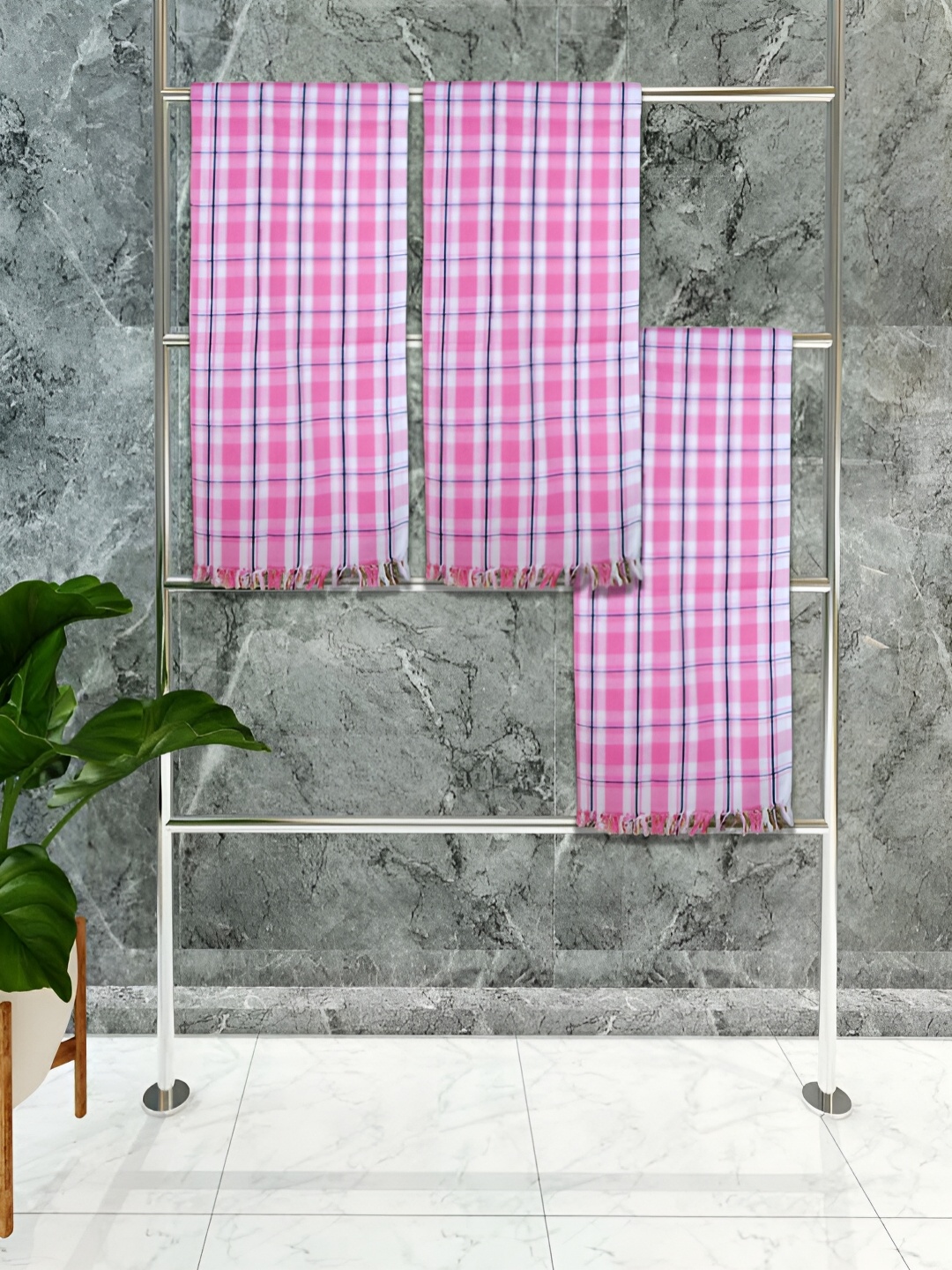 

Athom Living Pink & White 3 Pieces Checkered Cotton 150 GSM Towel Set