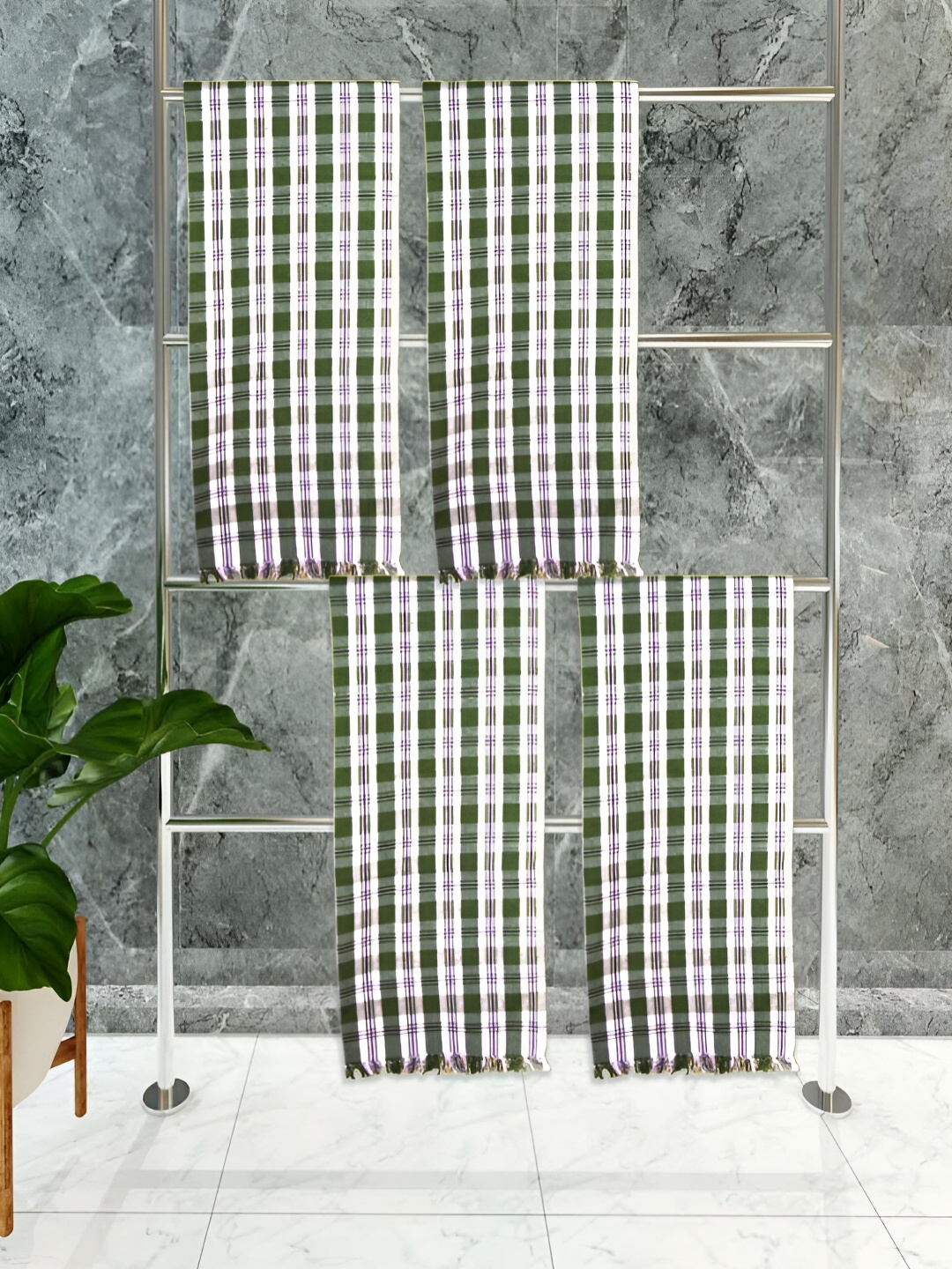 

Athom Living Green & White 4 Pieces Checkered Cotton 150 GSM Towel Set