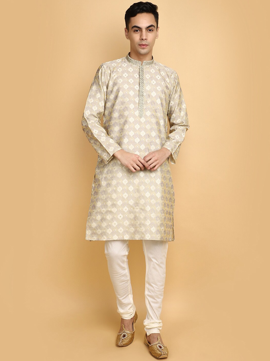 

V-Mart Ethnic Motifs Regular Kurta with Churidar, Beige