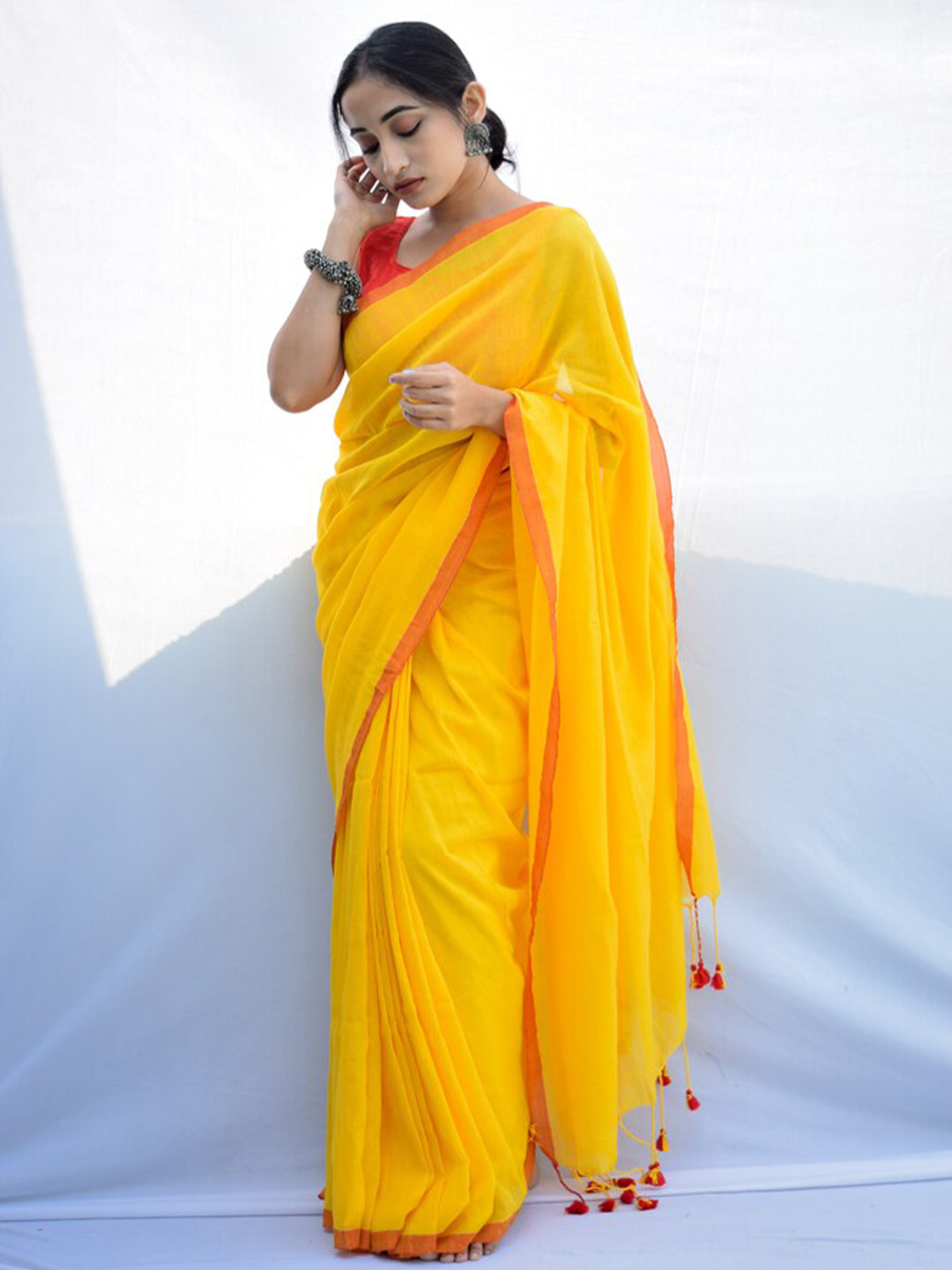 

RODDUR Pure Cotton Saree, Yellow