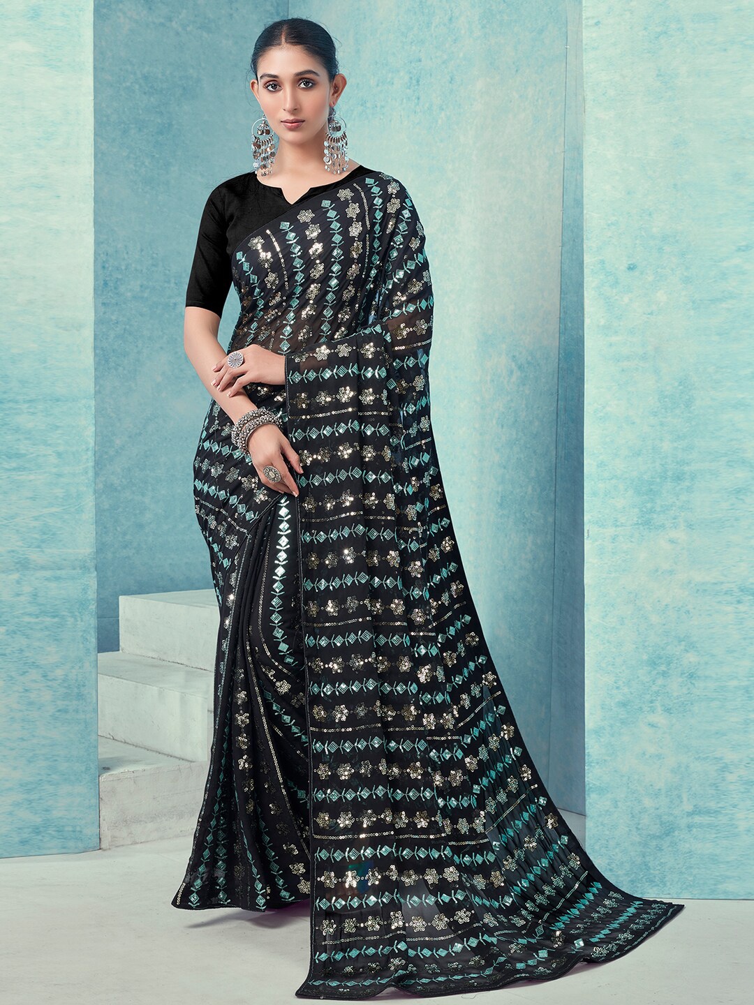 

Peachmode Embellished Sequinned Pure Georgette Saree, Black