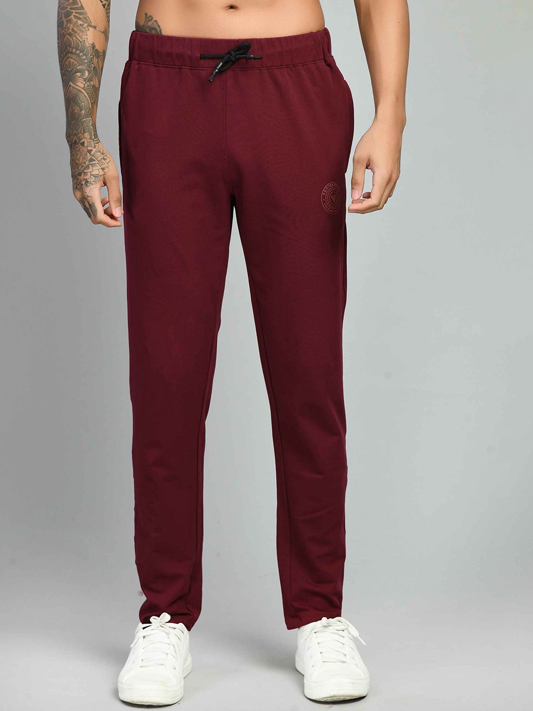 

SQUIREHOOD Men Mid-Rise Cotton Twill Track Pant, Maroon