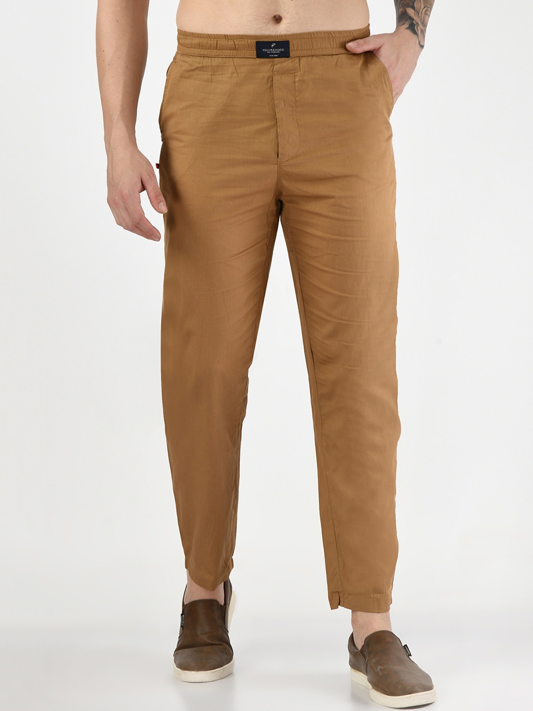 

SQUIREHOOD Men Mid-Rise Cotton Twill Track Pant, Beige