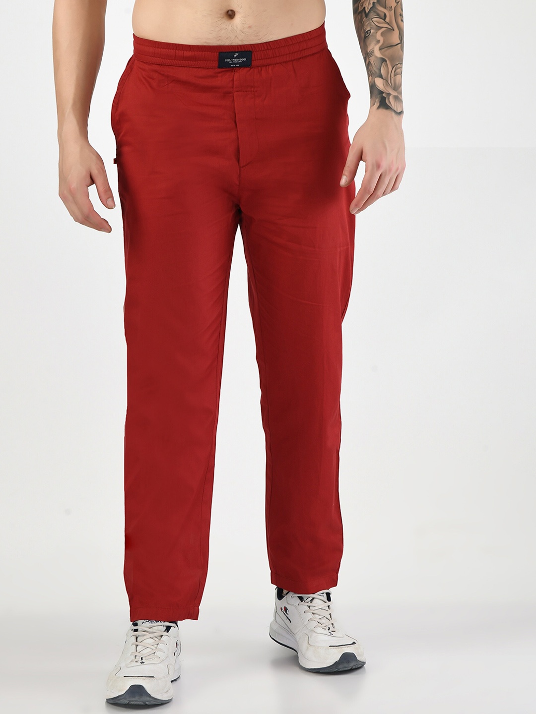

SQUIREHOOD Men Relaxed-Fit Mid-Rise Cotton Twill Sports Track Pant, Red