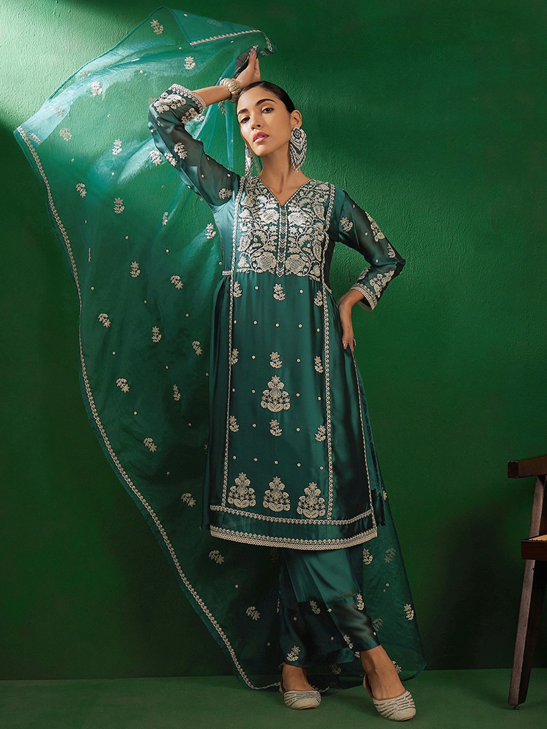 

Sangria V-Neck three quarter sleeves Embroidered Straight Kurta Set, Teal