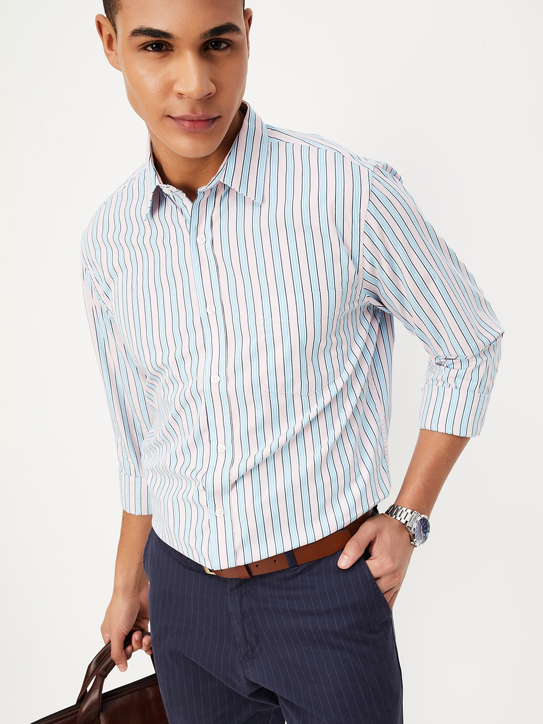 

max Men Opaque Striped Casual Shirt, Pink