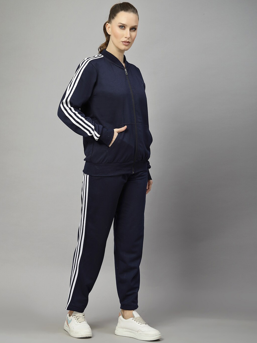 

UZARUS Stand Collar Fleece Gym Tracksuit, Navy blue