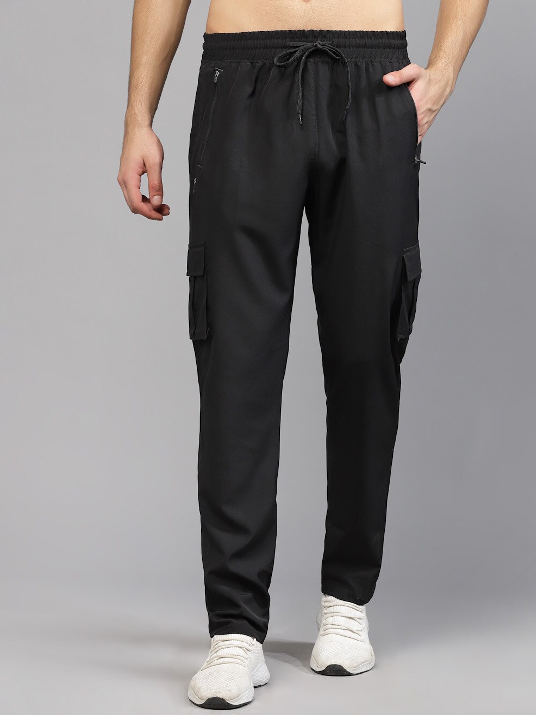 

UZARUS Men Mid-Rise Sports Track Pant, Black