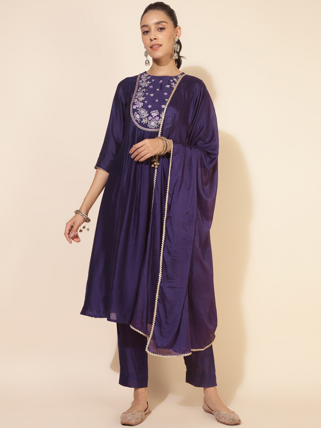 

Janasya Floral Embroidered Regular Chanderi Silk Kurta with Trousers & Dupatta, Purple