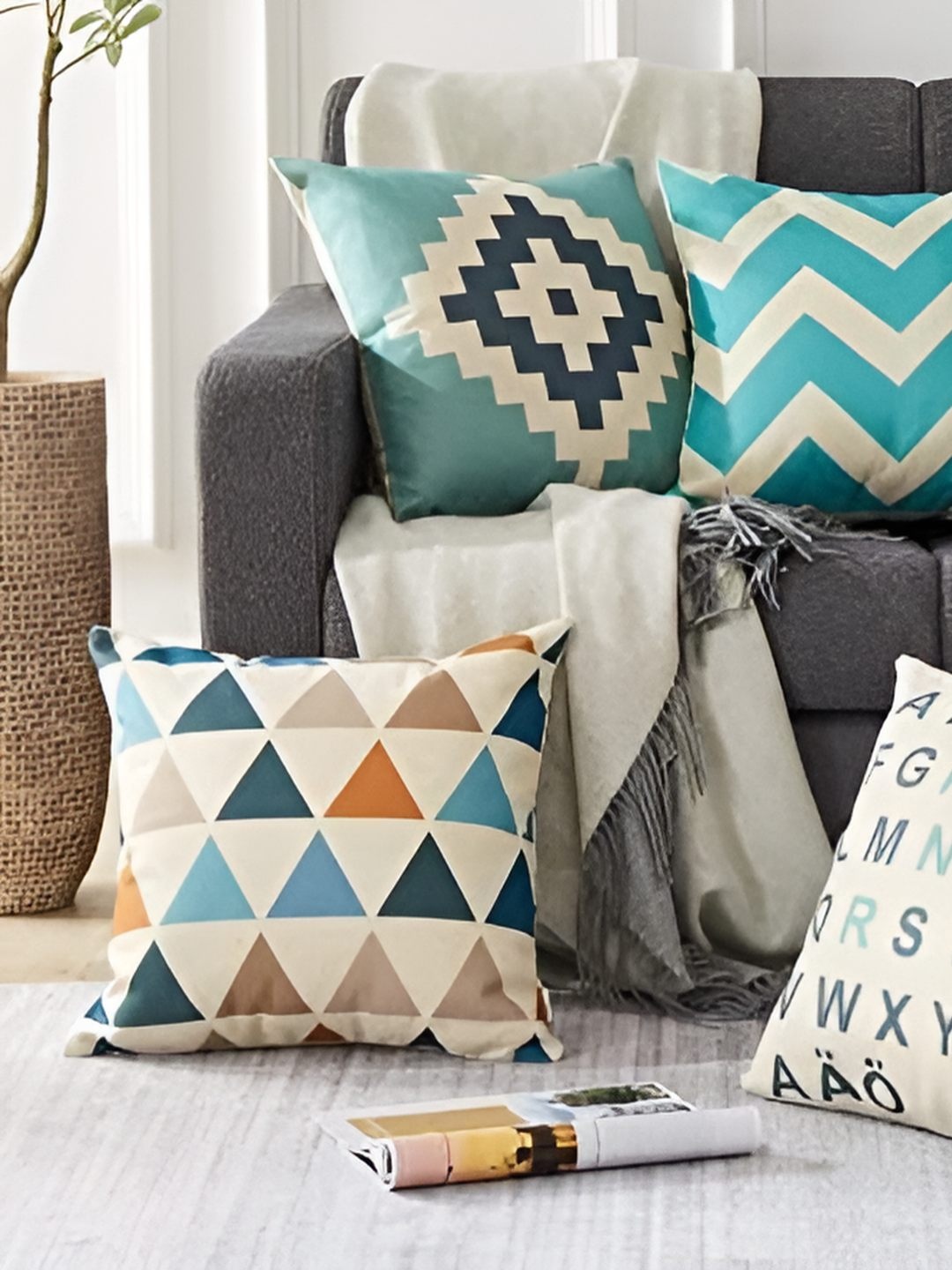 

CASA-NEST Blue & White 5 Pieces Geometric Printed Cotton Square Cushion Covers