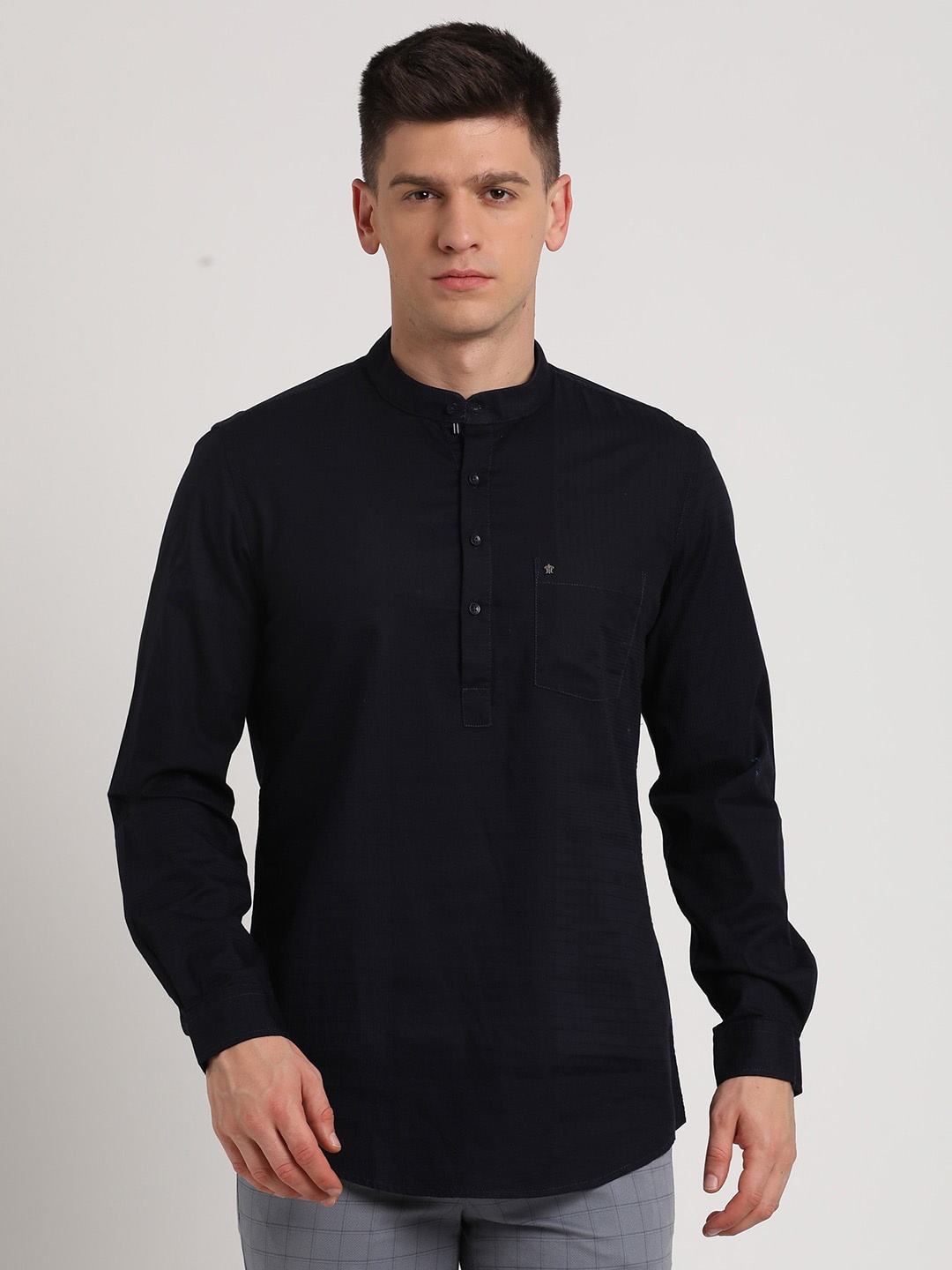 

Turtle Long Sleeves Mandarin Collar Cotton Kurta, Navy blue