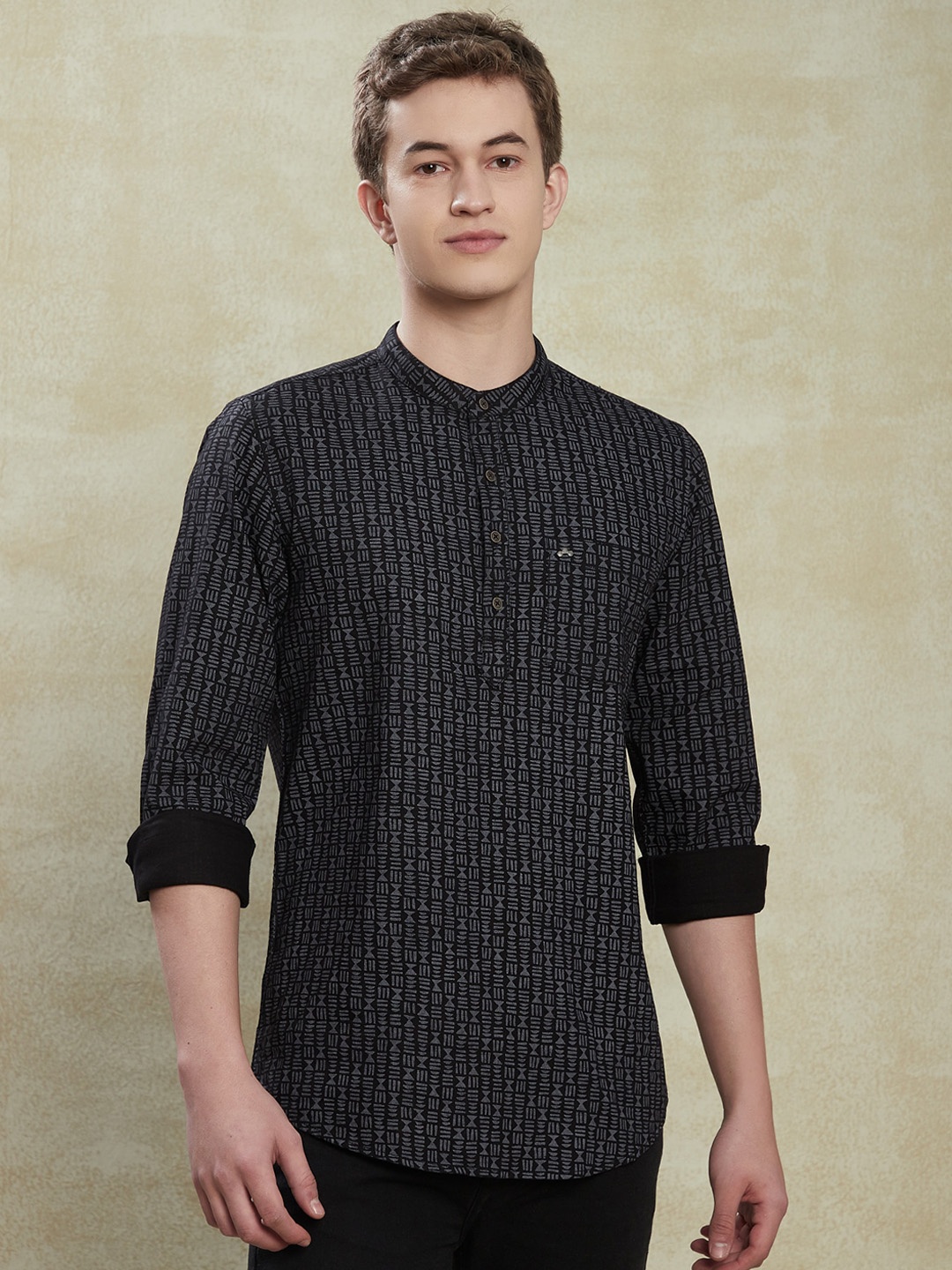

Turtle Printed Band Collar Long Sleeves Cotton Straight Kurta, Black