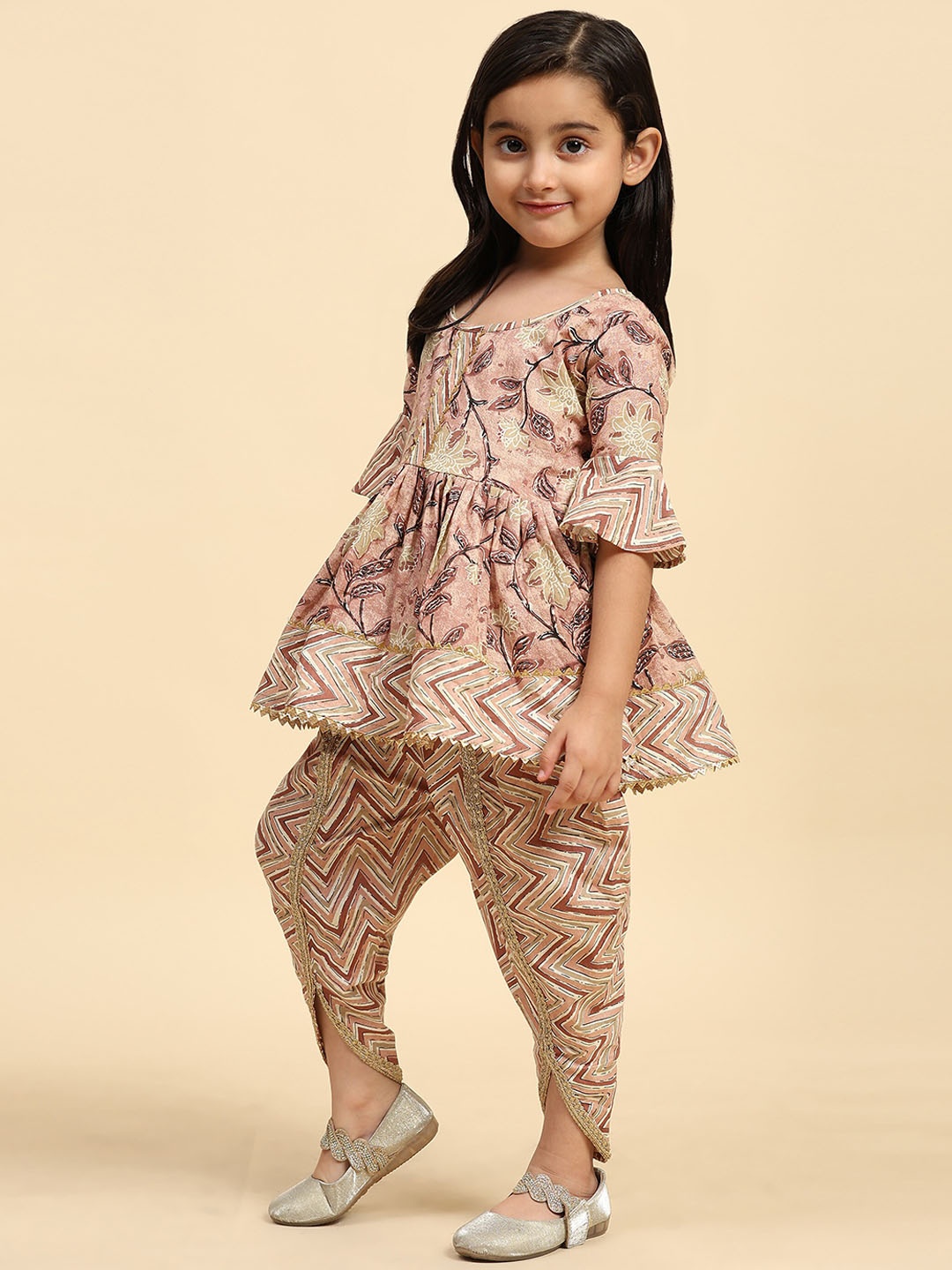 

Angroop Girls Floral Printed Gotta Patti Cotton Kurta With Dhoti Pants & Dupatta, Pink
