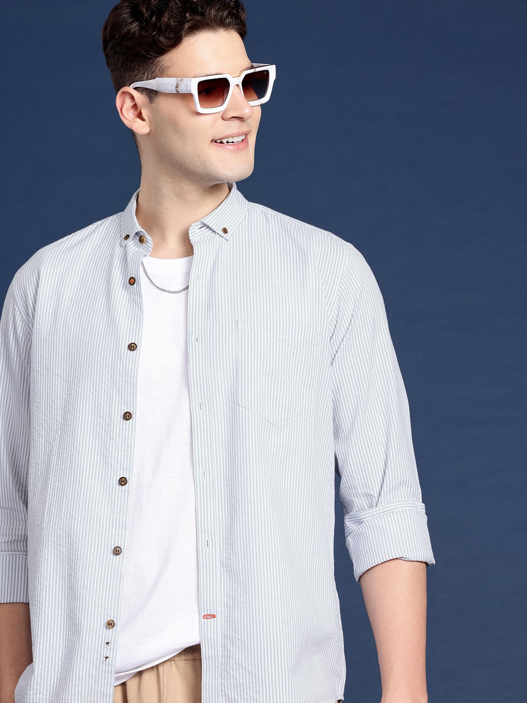 

Mast & Harbour Men Standard Striped Casual Shirt, Grey