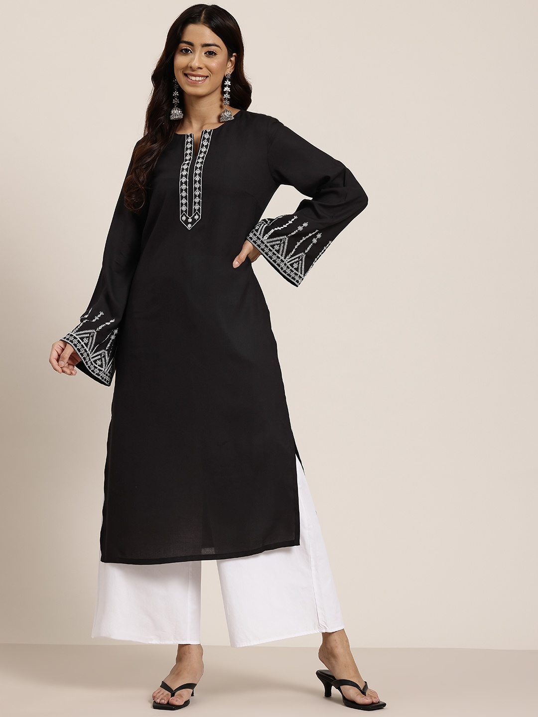 

HERE&NOW Embroidered Flared Sleeves Kurta, Black