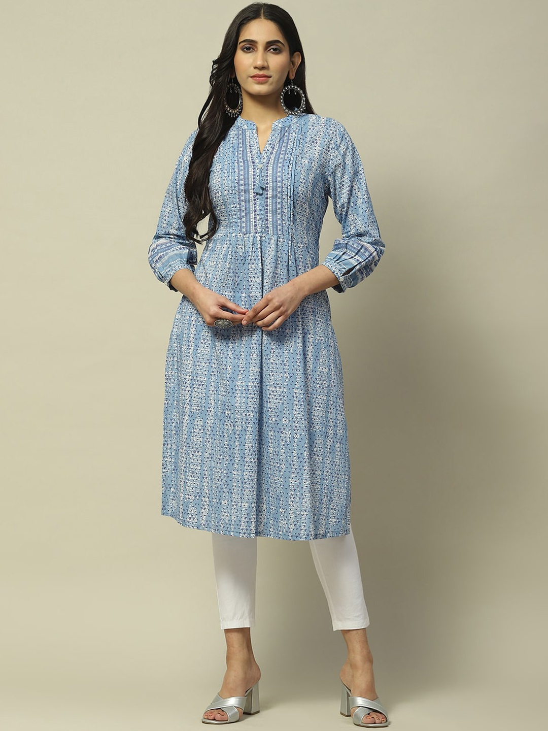 

Rangriti Abstract Printed Mandarin Collar Thread Work A-line Kurta, Blue