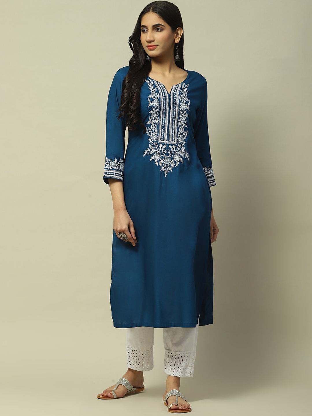 

Rangriti Floral Thread Work Yoke Design Straight Kurta, Blue