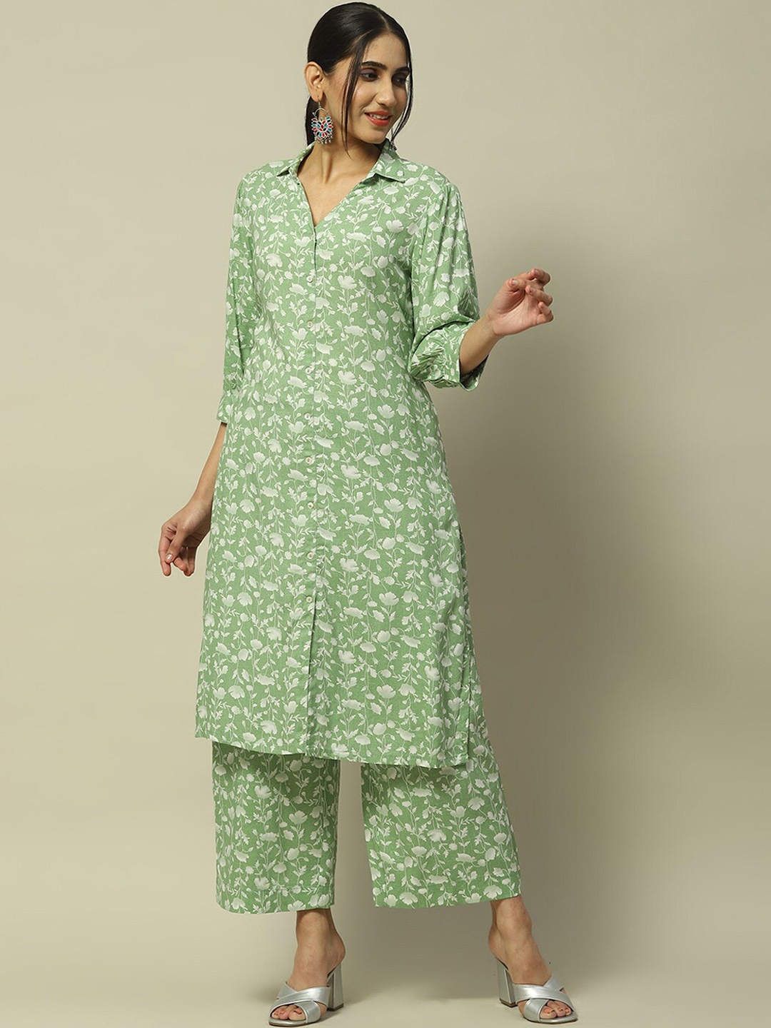 

Rangriti Floral Printed Shirt Collar Straight Kurta With Palazzo, Green