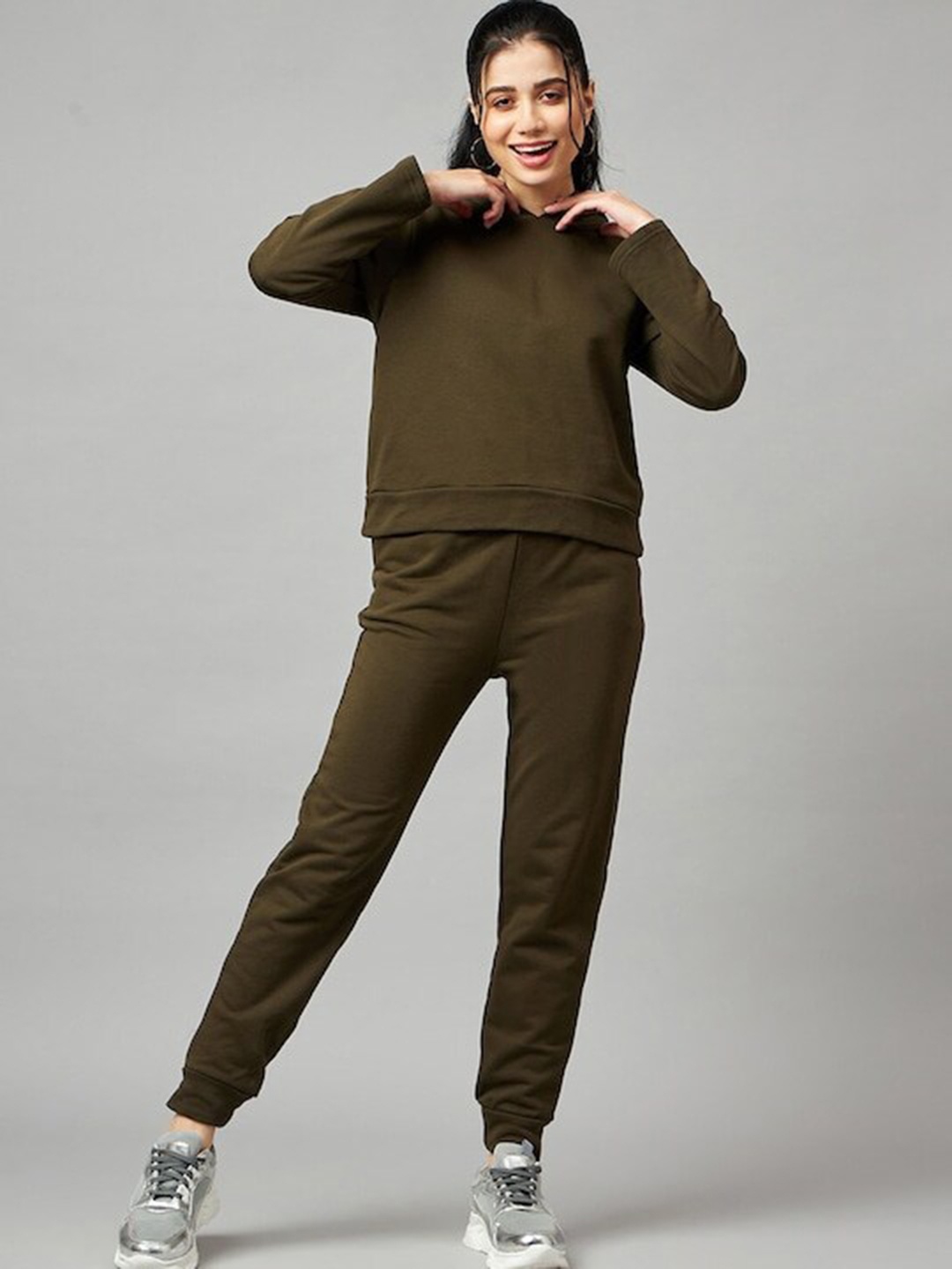 

Mast & Harbour Olive Green Hooded Pure Cotton Sweatshirt With Joggers