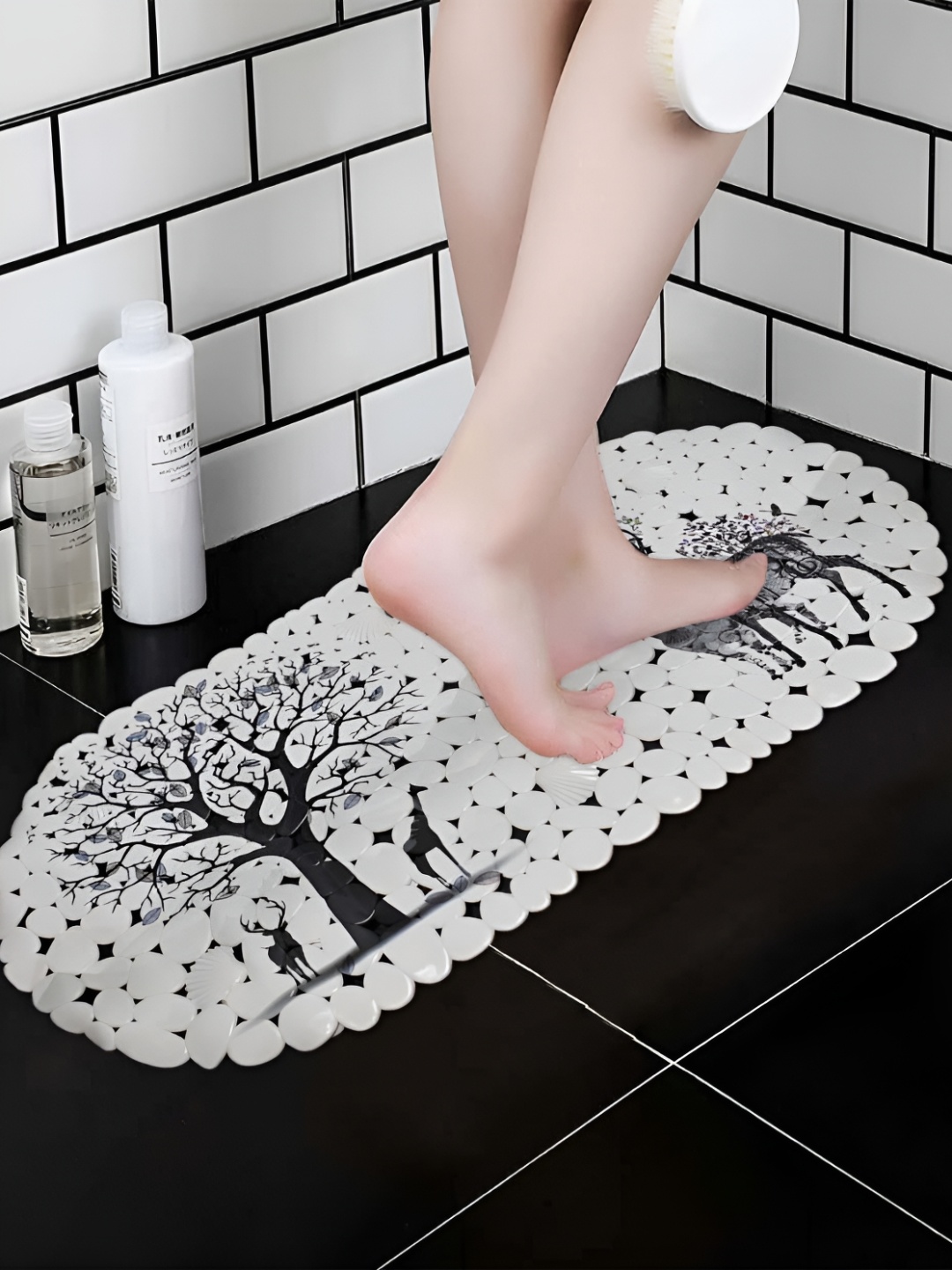 

Kookee White Printed 150 GSM Plastic Bath Rugs