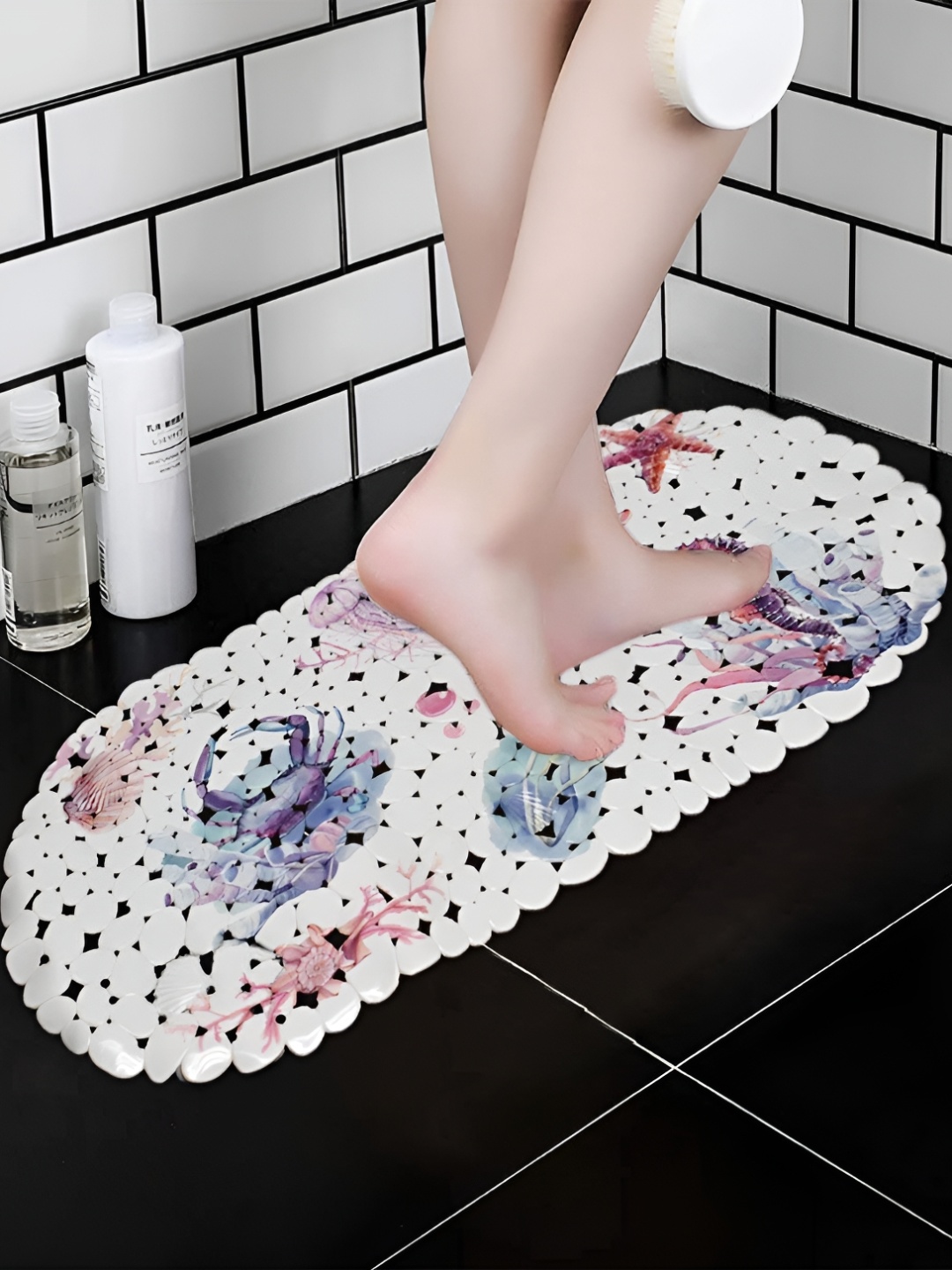 

Kookee White & Blue Printed 150 GSM Bath Rug