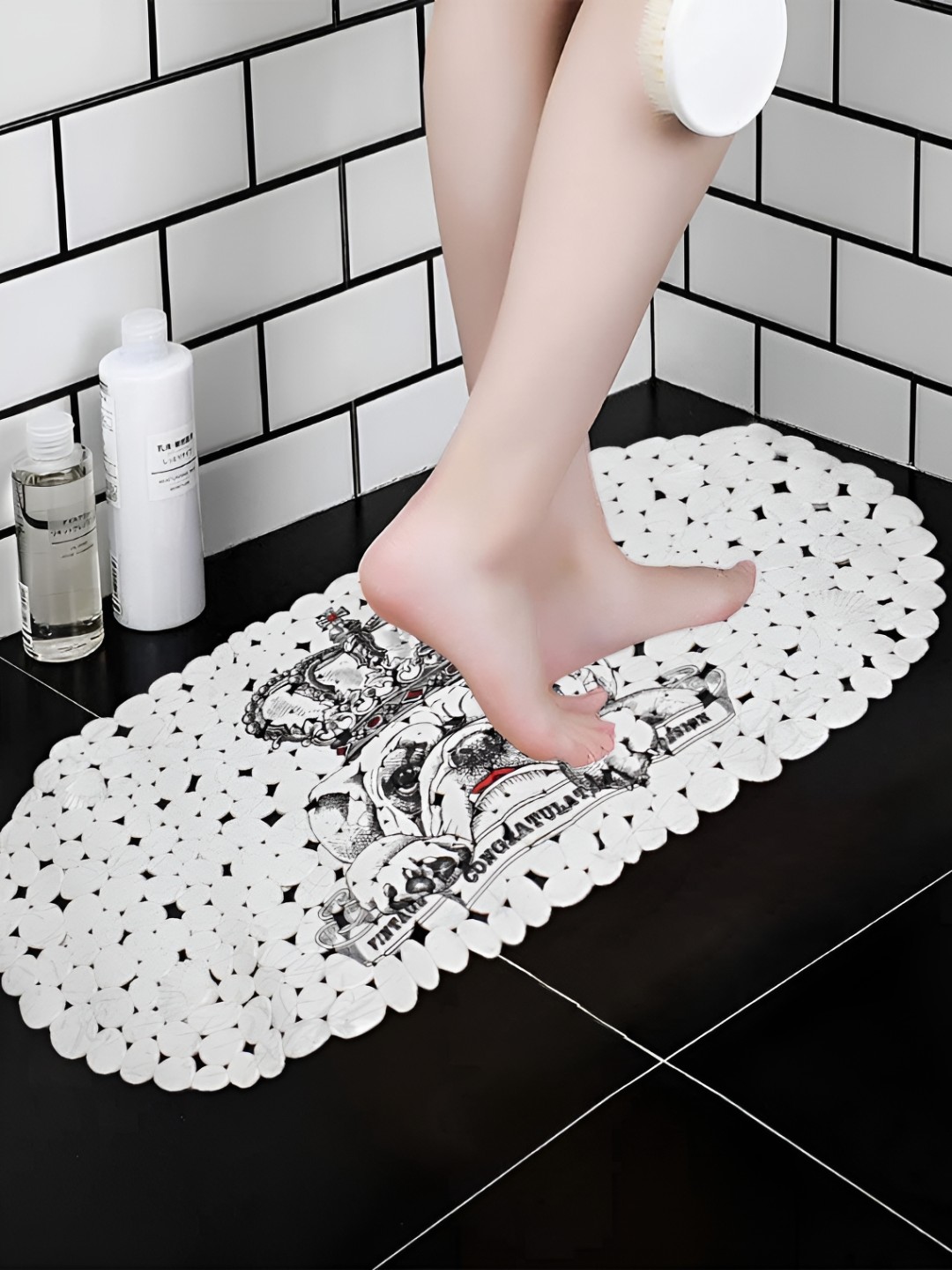 

Kookee White Printed Non Slip Pebble Bath Mat