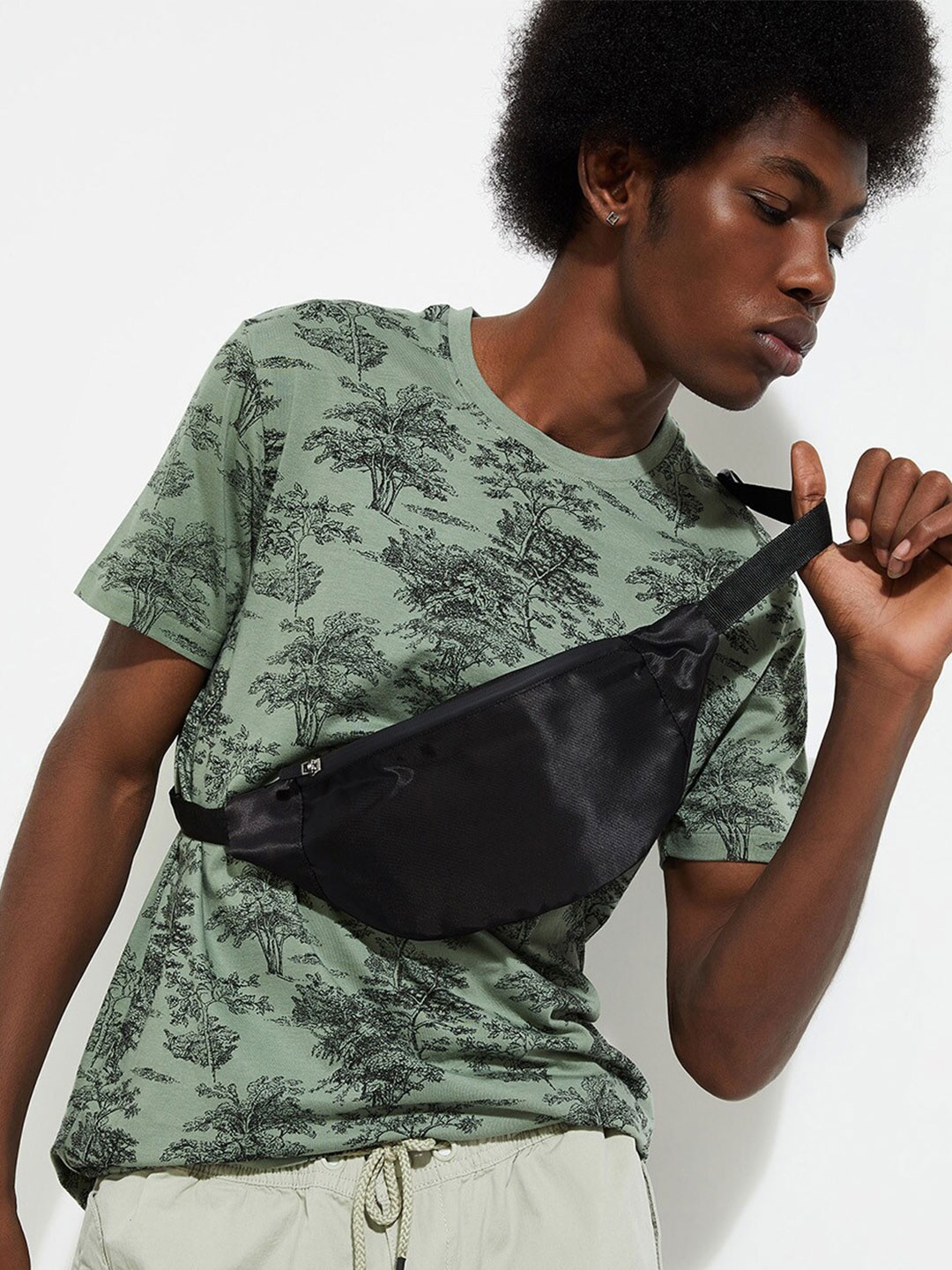 

max URB_N Conversational Printed Round Neck Cotton T-shirt, Green