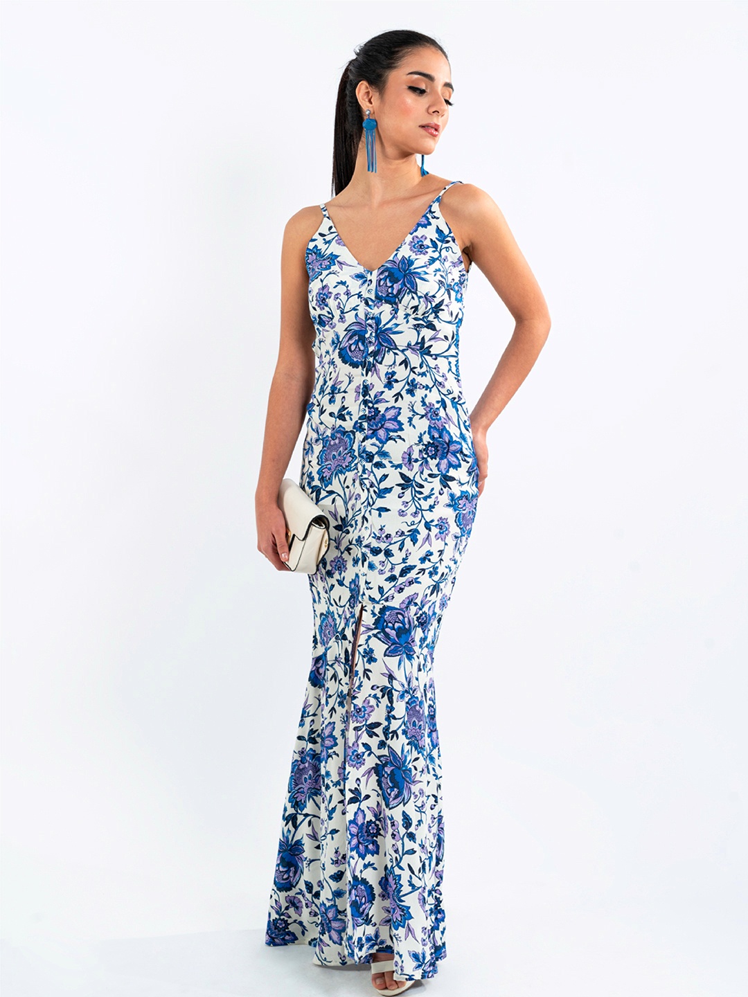 

Stylecast X Hersheinbox Floral Print Maxi Dress With Slit, White