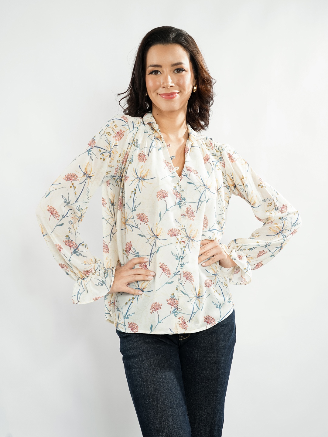 

Stylecast X Hersheinbox Floral Print Puff Sleeve Shirt Style Top, White