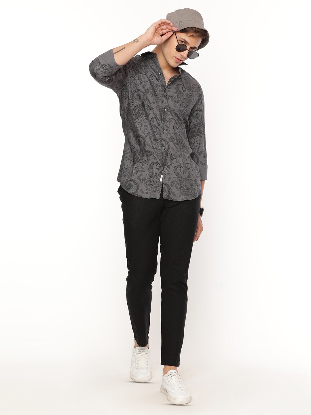 

FLY 69 Men Premium Slim Fit Ethnic Motifs Printed Shirt, Grey