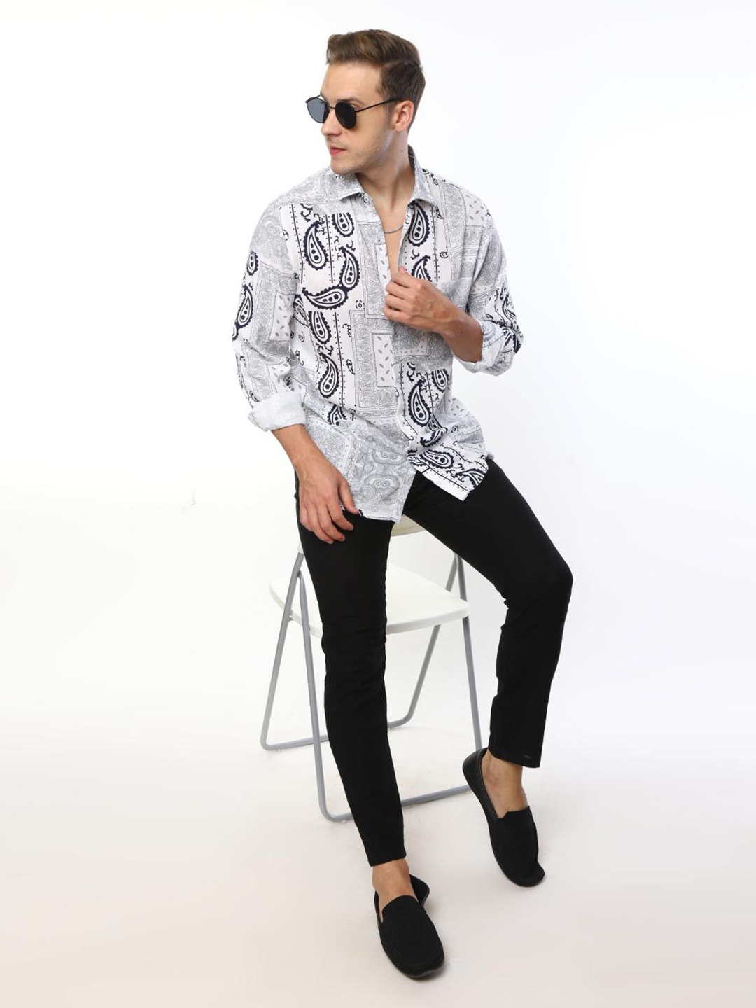 

FLY 69 Premium Slim Fit Paisley Printed Spread Collar Casual Shirt, White
