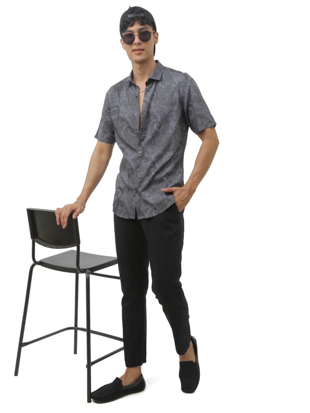 

FLY 69 Premium Slim Fit Ethnic Motifs Printed Casual Shirt, Grey