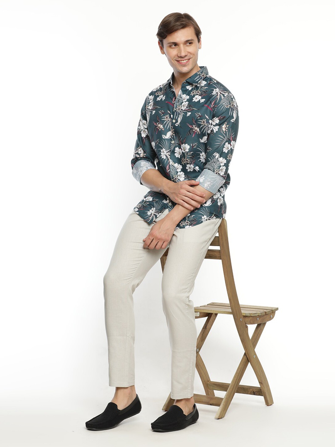 

FLY 69 Men Premium Slim Fit Floral Printed Casual Shirt, Green