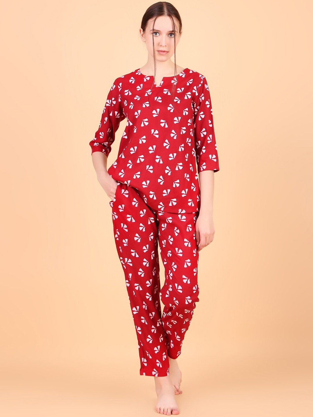 

Ichaa Floral Printed Night suit, Red