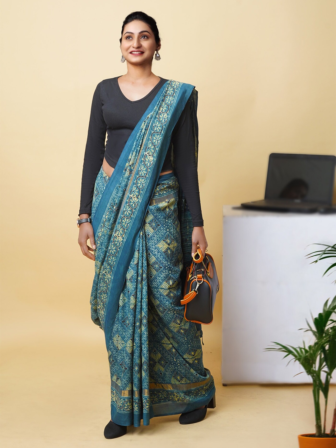 

Unnati Silks Ajrak Handloom Block Print Saree, Blue