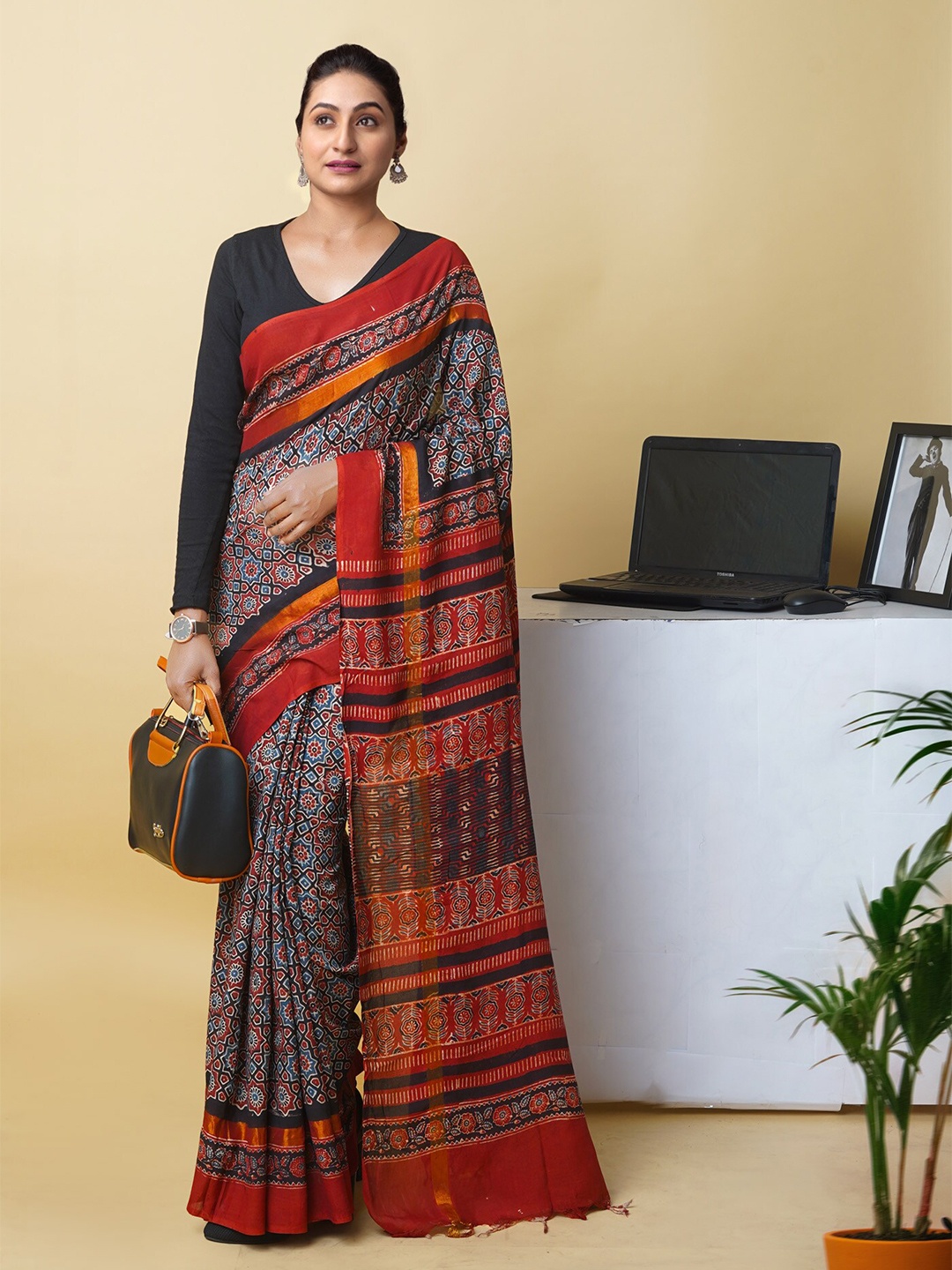 

Unnati Silks Ajrak Handloom Block Print Saree, Black