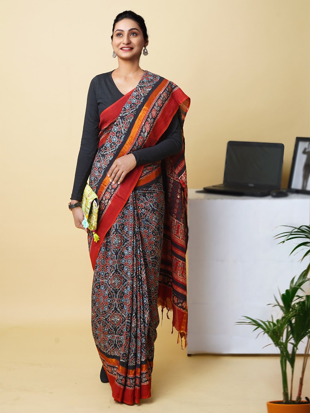 

Unnati Silks Ajrak Handloom Block Print Saree, Black