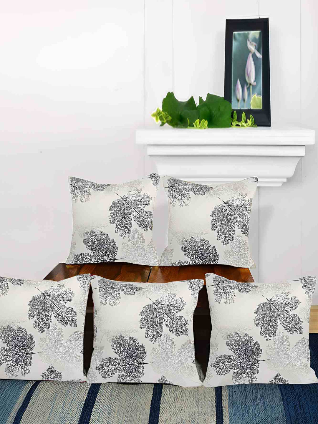 

CASA-NEST White & Black 5 Pieces Floral Printed Silk Cotton Square Cushion Covers