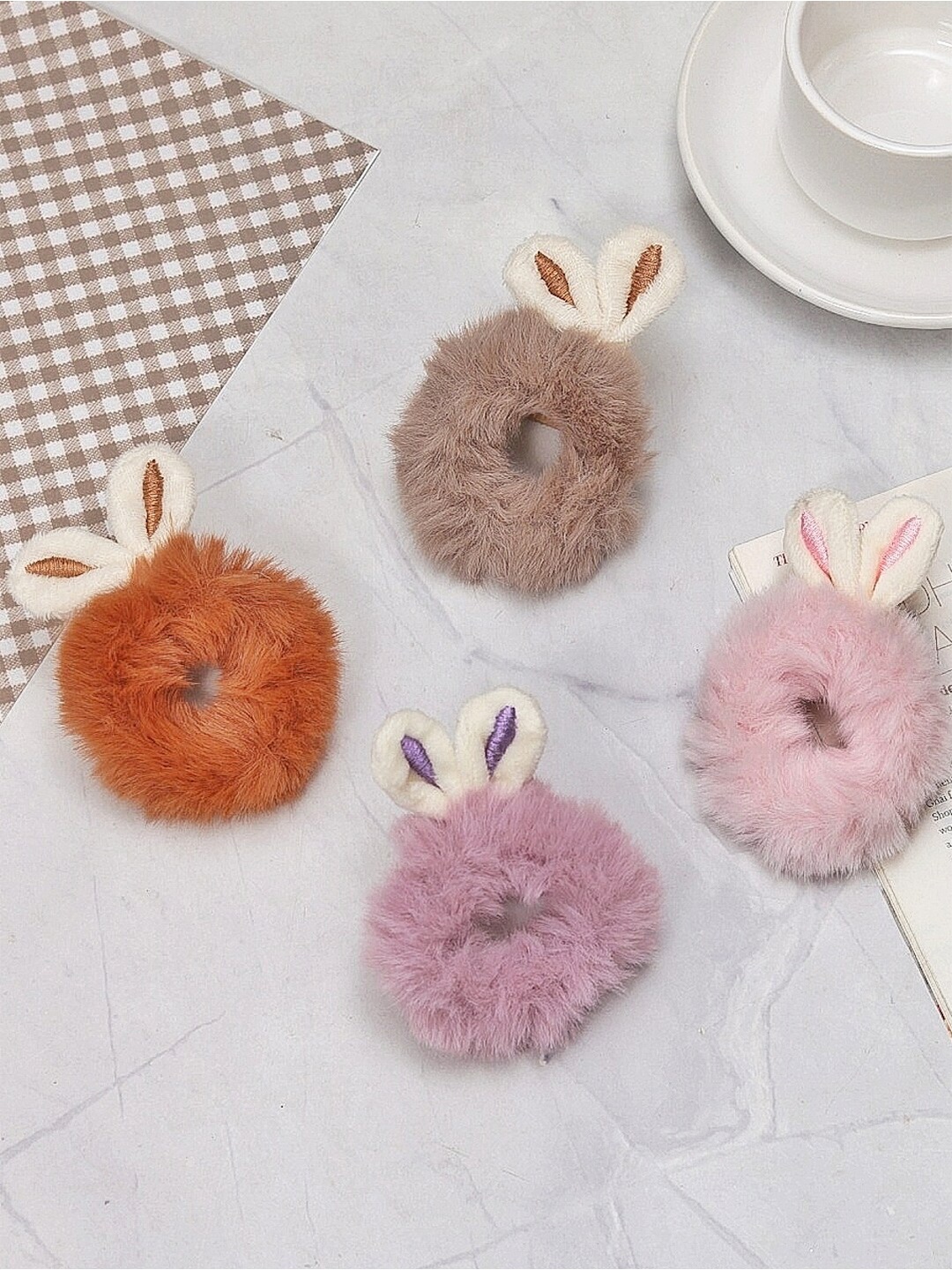 

Yellow Bee Girls Set Of 4 Fur Ponytail Holders, Brown