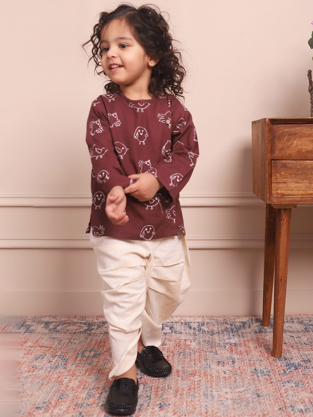 

Polka Tots Boys Printed Cotton Angrakha Kurta with Dhoti Pants, Brown