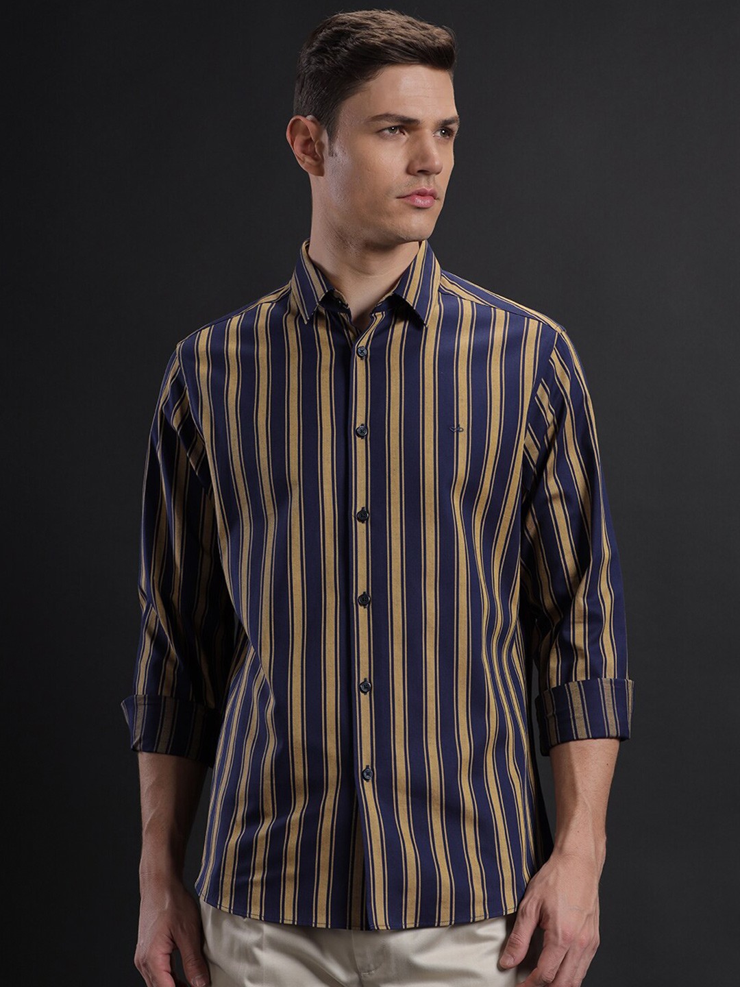 

Aldeno Comfort Vertical Striped Spread Collar Pure Cotton Casual Shirt, Navy blue