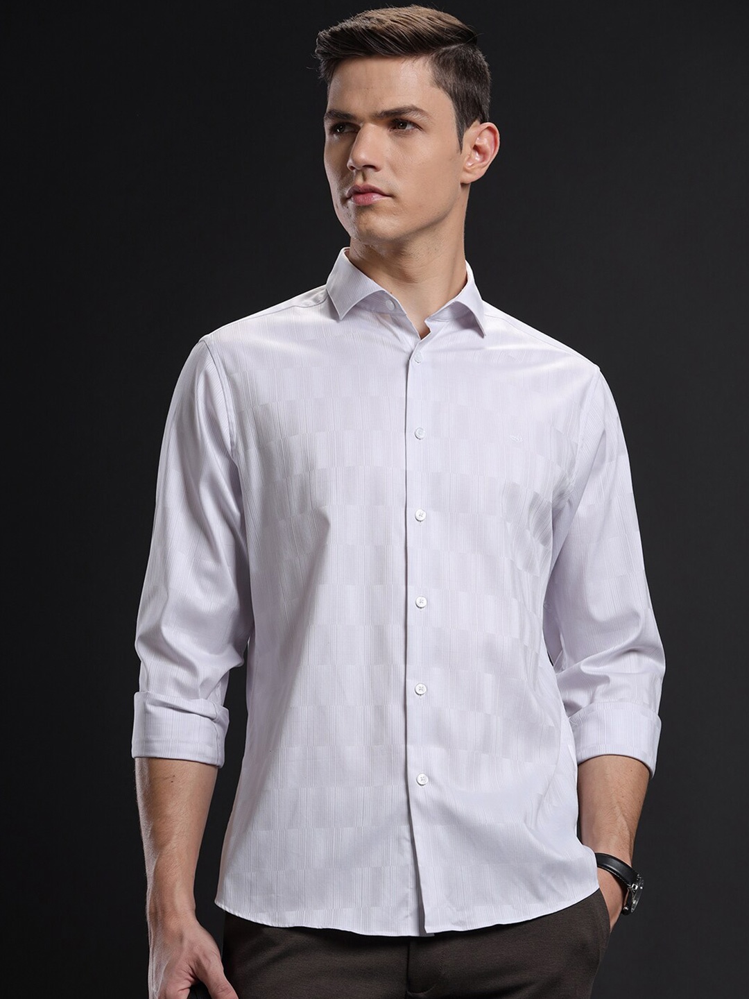Aldeno Comfort Geometric Printed Spread Collar Casual Shirt, White