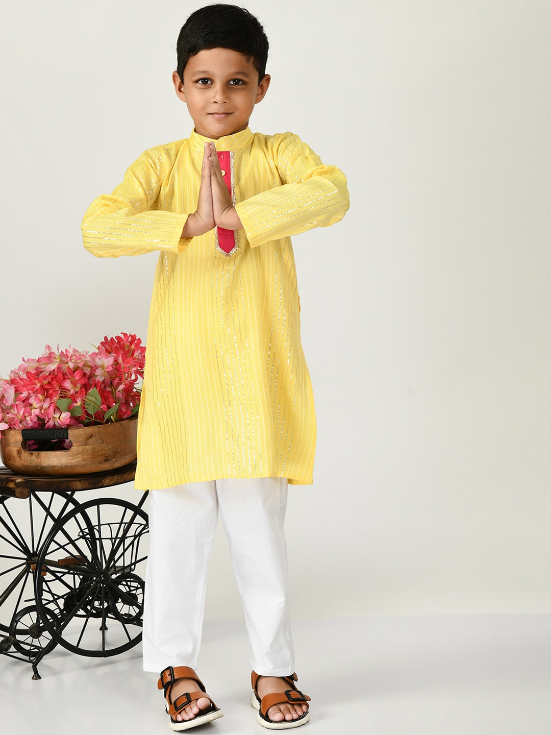 

BAESD Boys Mandarin Collar Straight Kurta with Trousers, Yellow