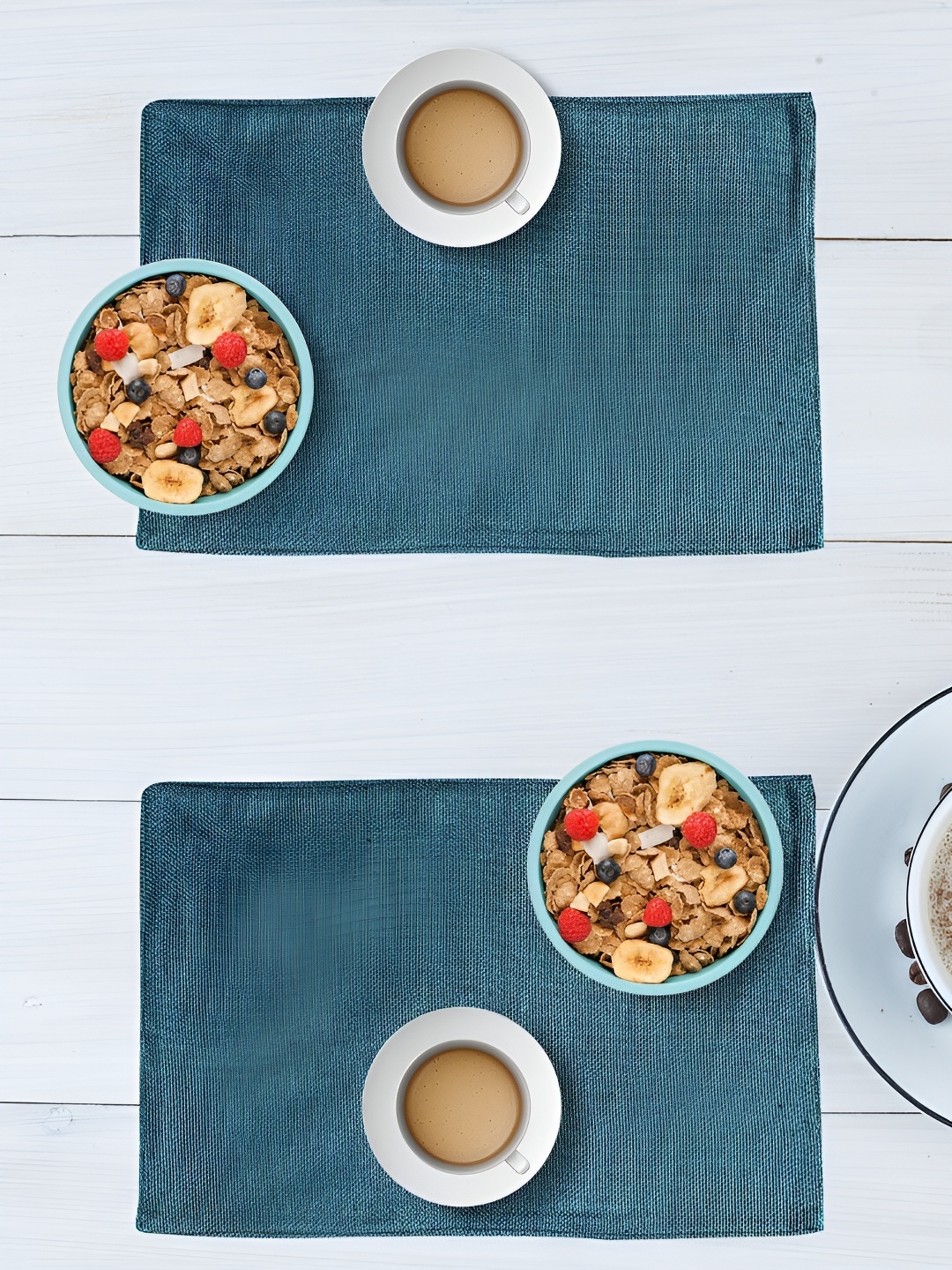 

FABURAA Blue 2 Pieces Jute Table Placemats