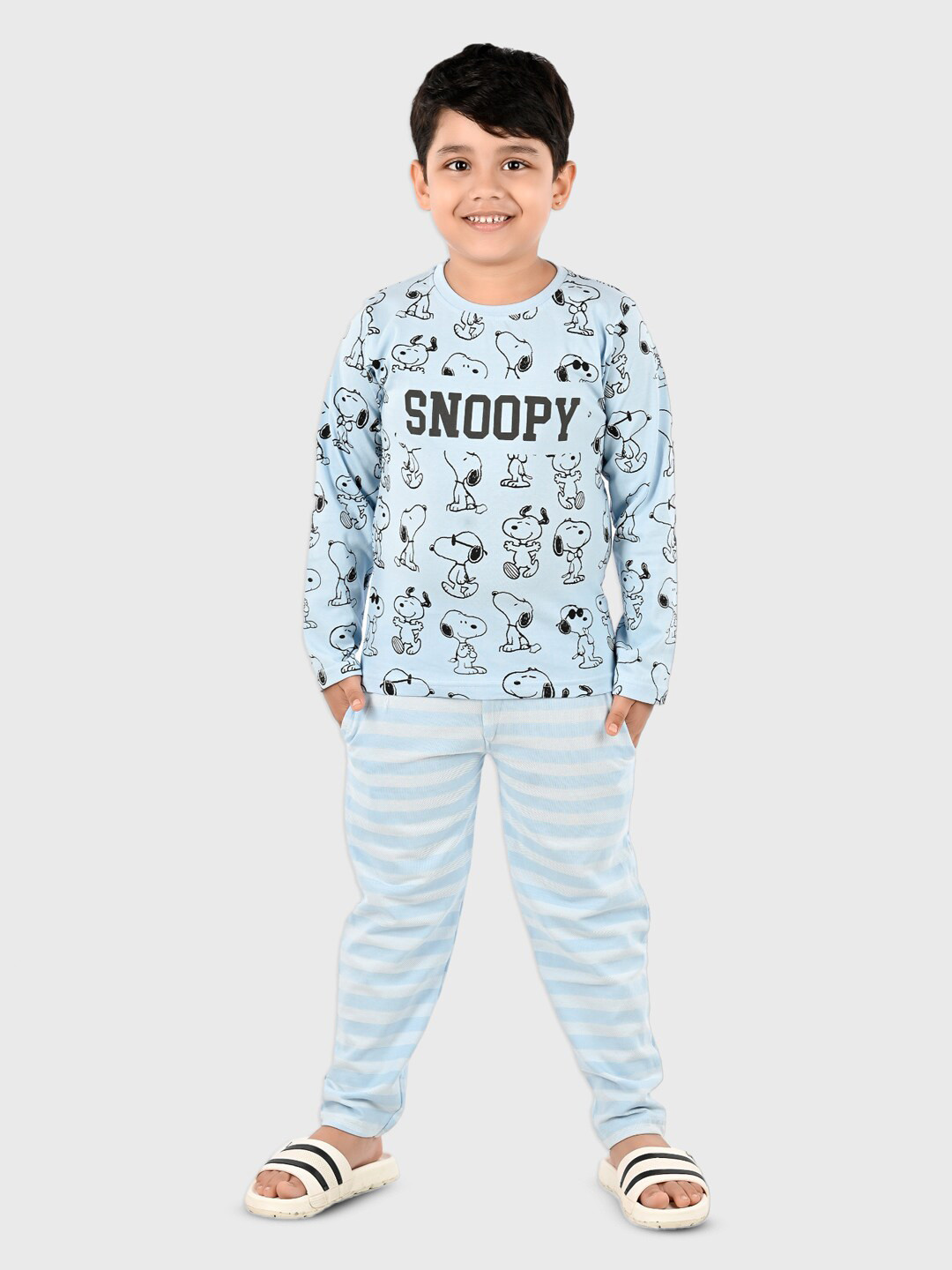 

DENIKID Kids Snoopy Printed Pure Cotton T-shirt with Pyjamas, Blue