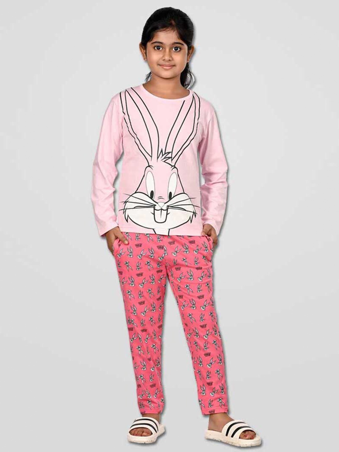 

DENIKID Girls Bugs Bunny Printed T-shirt with Pyjamas, Pink
