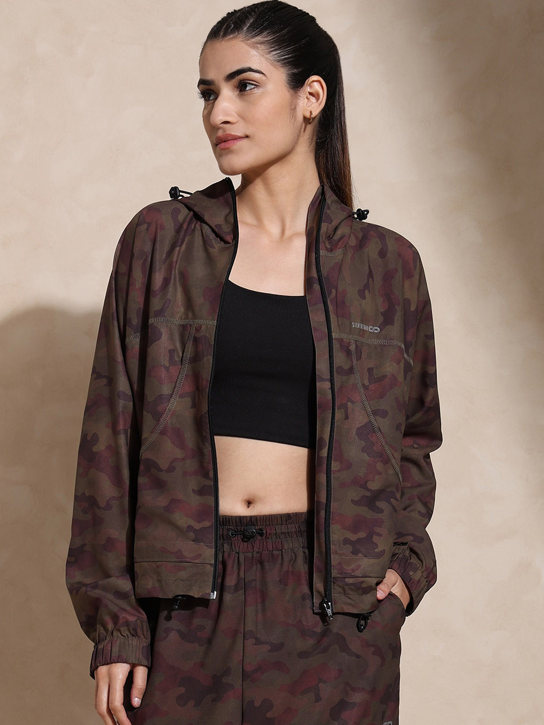 

Silvertraq Camouflage Printed Lightweight Outdoor Tailored Jacket, Grey