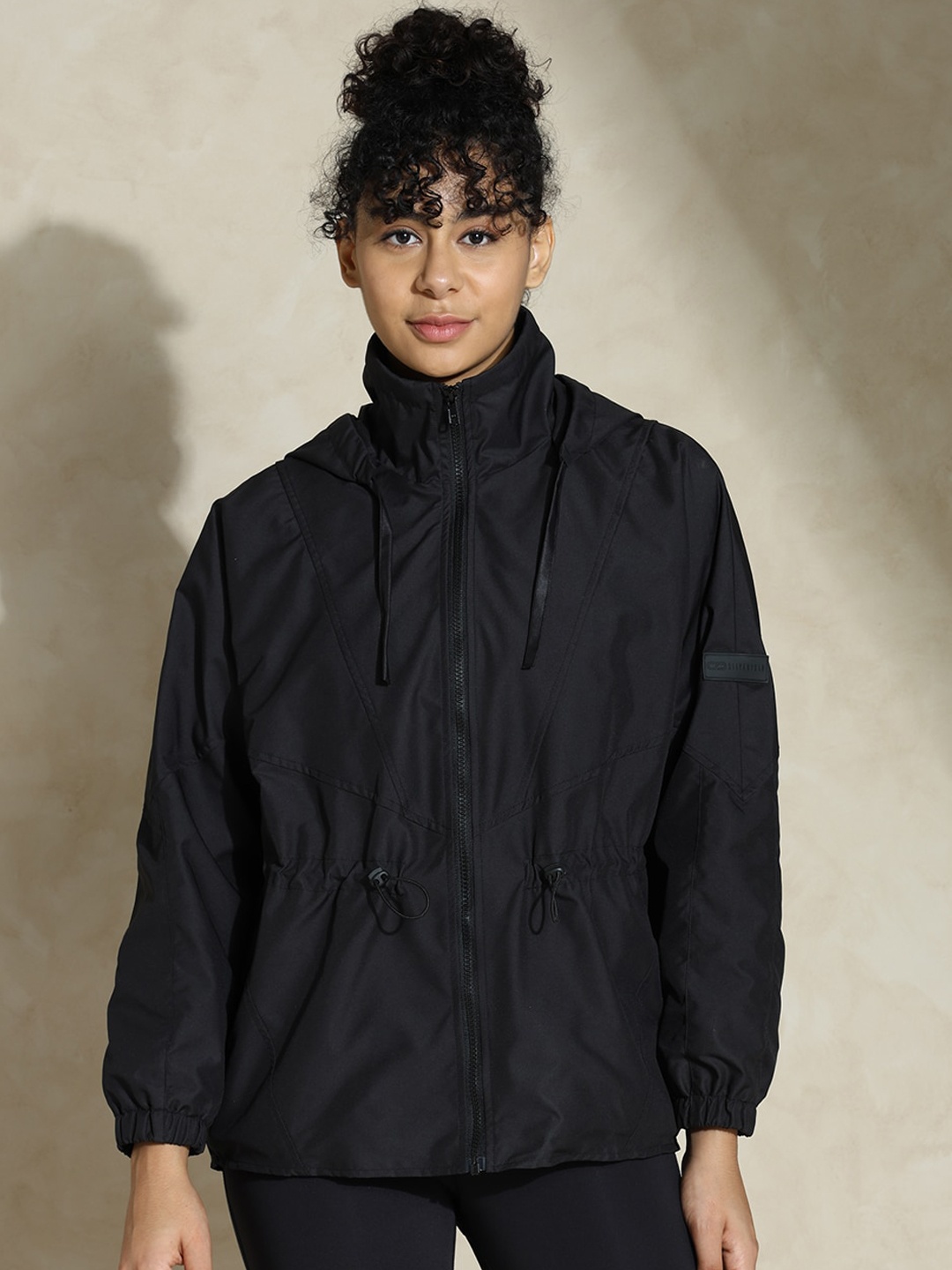 

Silvertraq Oversized Hooded Tailored Jacket, Black